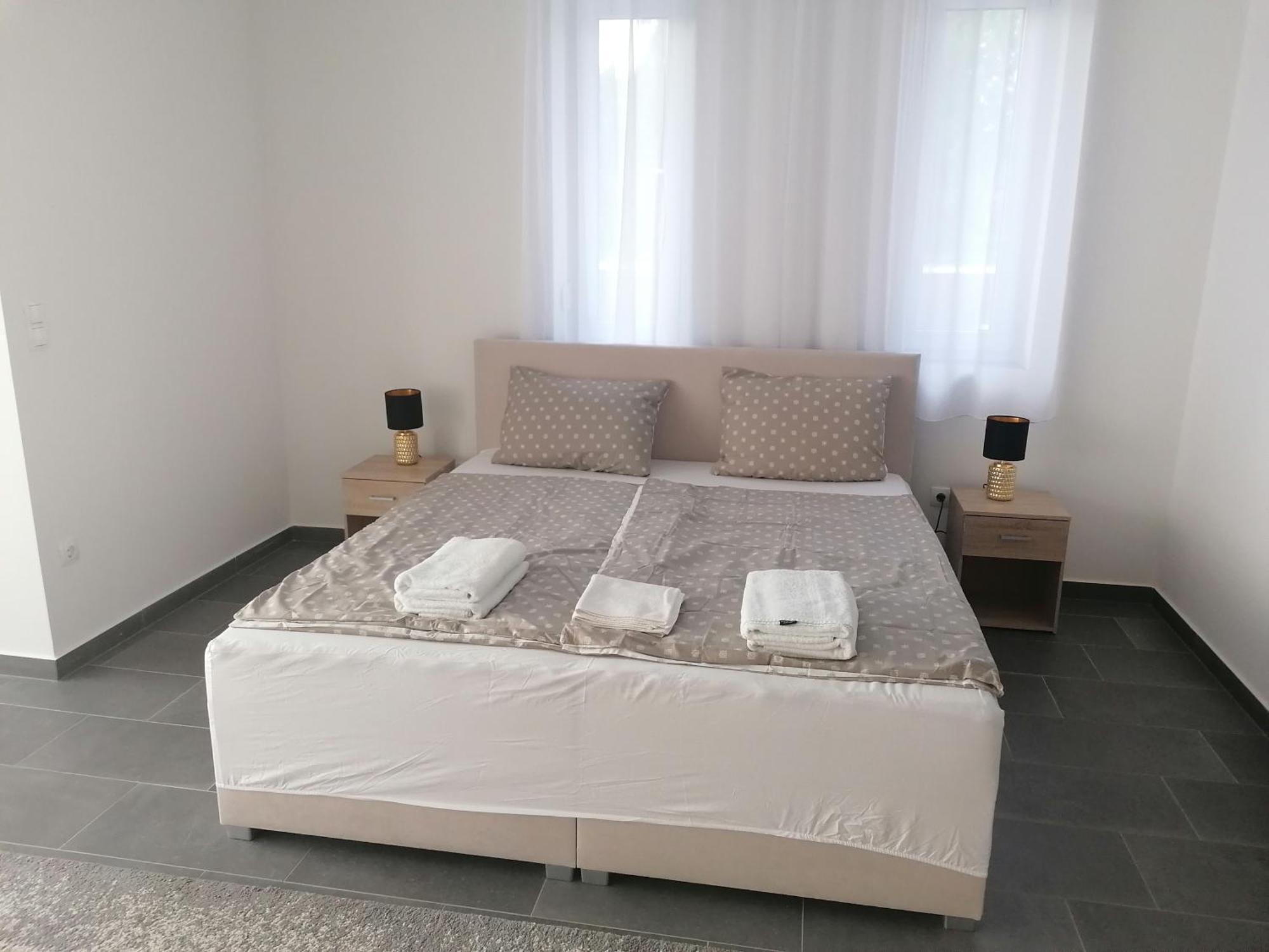 Villa Leona Gyenesdiás Esterno foto